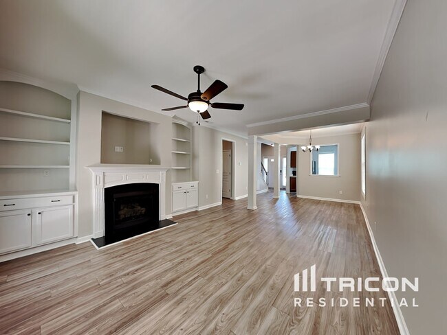 Foto del edificio - 557 McCarthy Dr