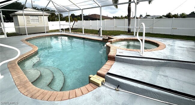 Foto del edificio - 143 SE 19th Ln