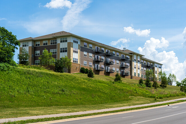 Building Photo - Eastwood Ridge