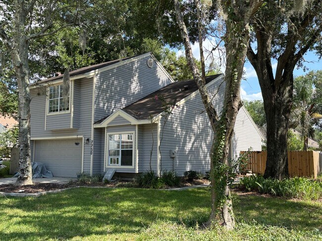 Building Photo - 7550 Manassas Ct E