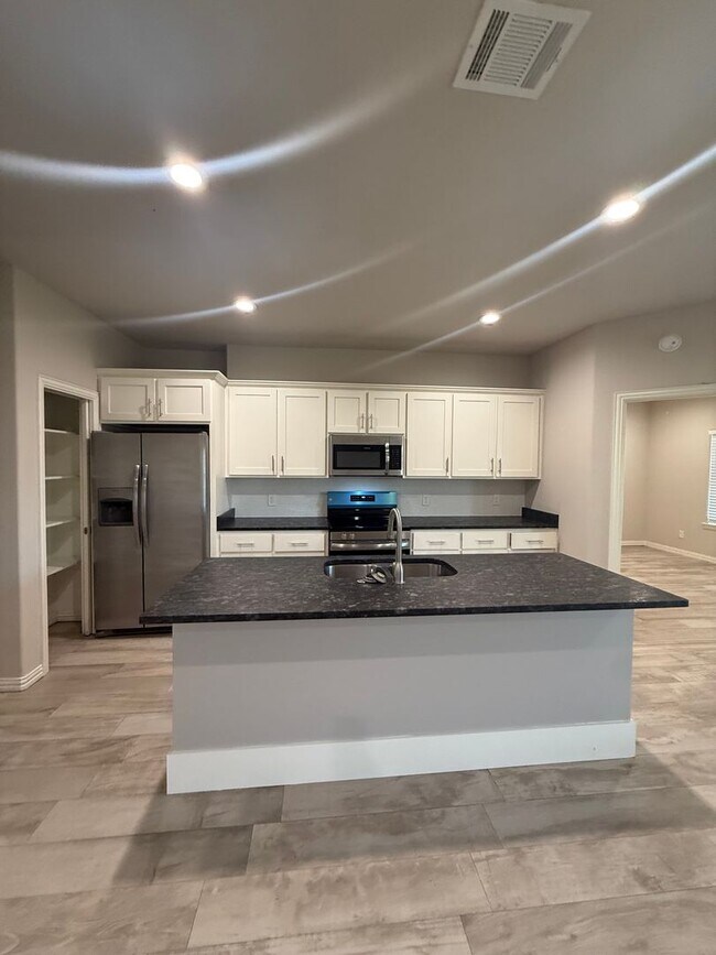 Foto del edificio - 1812 Brookhaven Dr