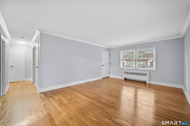Building Photo - 88 Blachley Rd