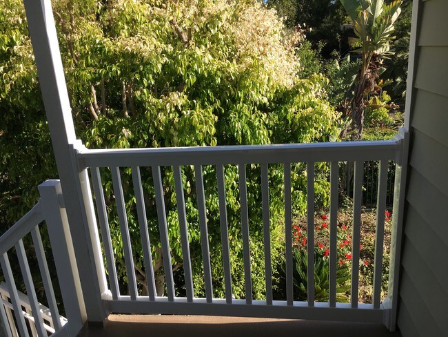 Front Porch - 34152 Selva Rd