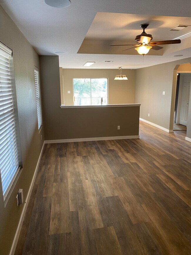 Foto del edificio - 11524 Ashbrook Dr