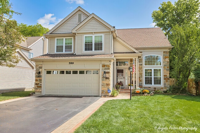 Building Photo - 589 Marseilles Cir