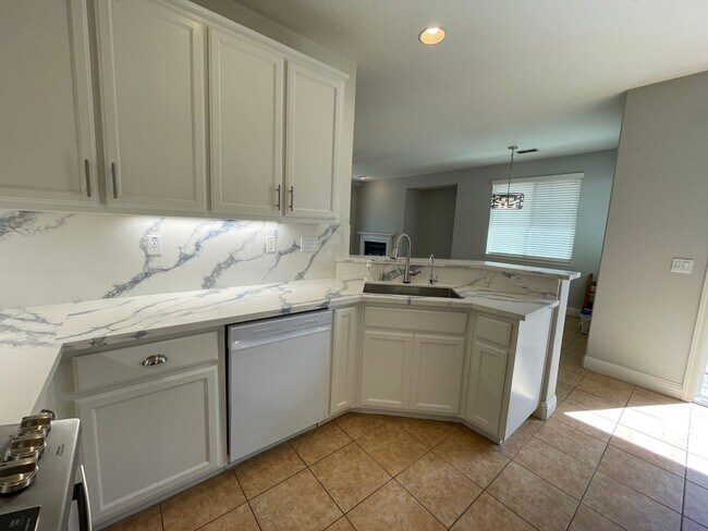 Building Photo - Spacious Anatolia Home in Rancho Cordova – Club Membership & Internet Included!