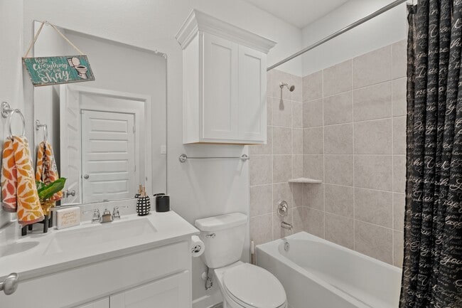 Building Photo - 7843 Wyndham Hbr Ct