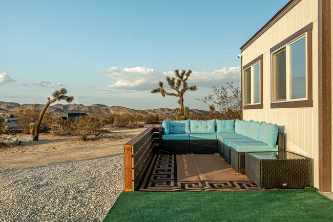 Building Photo - 60275 Verbena Rd
