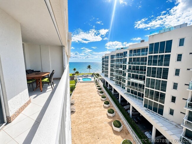 Building Photo - 3570 S Ocean Blvd