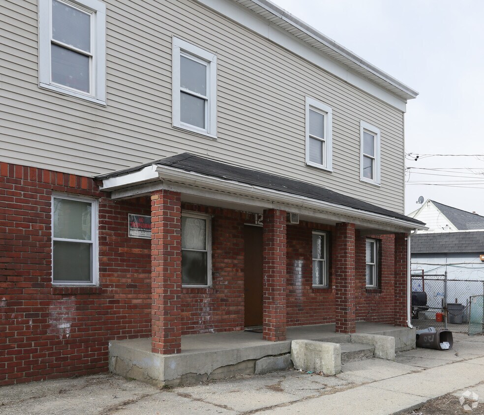 Building Photo - 120 Linden Ave
