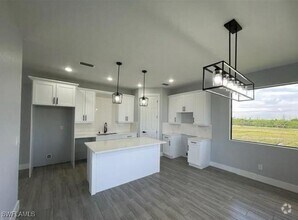 Building Photo - 2830 NW 46th Pl