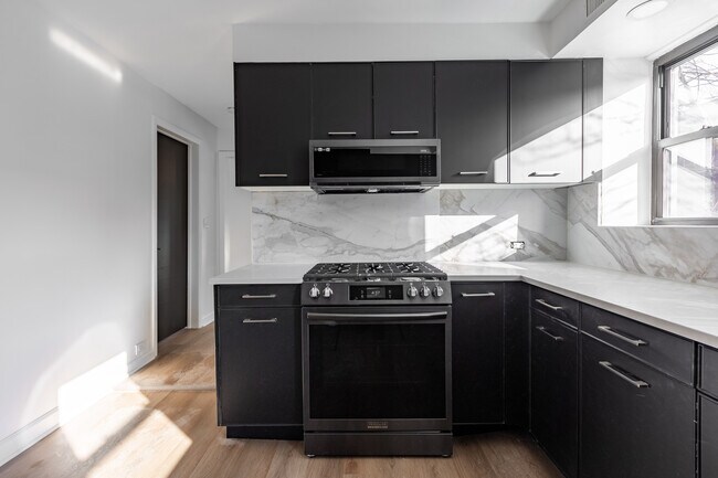 Foto del edificio - 3138 W Schubert Ave