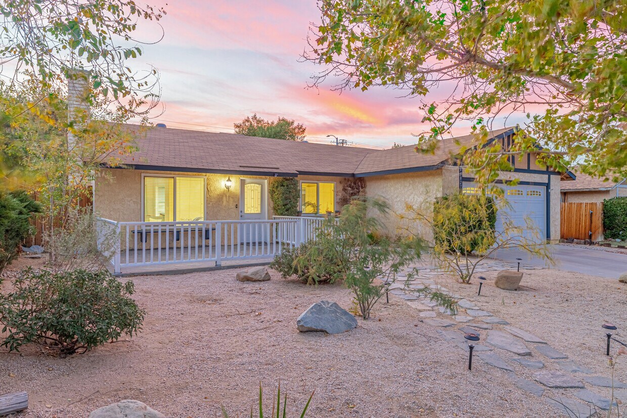 Foto principal - 43827 Lively Ave