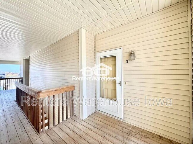 Foto del edificio - 1624 NW Prairie Lakes Dr