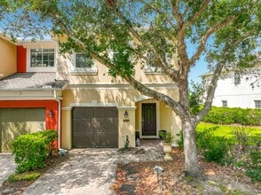 Building Photo - 2826 Oakville Pl