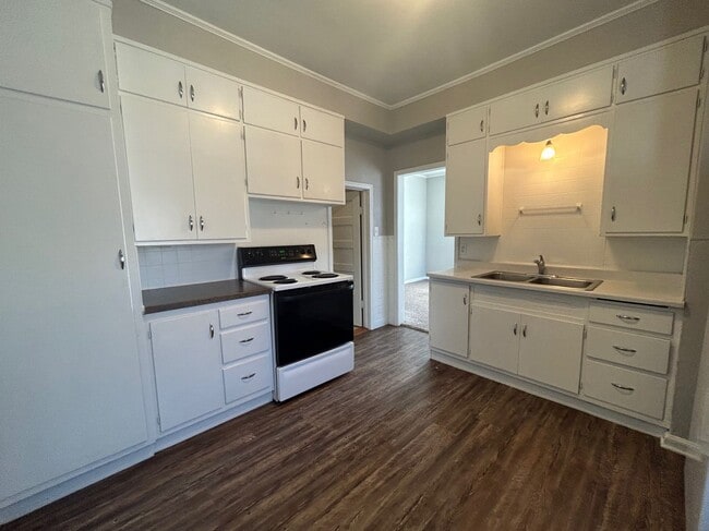 Foto del edificio - 354 S. Grant-1