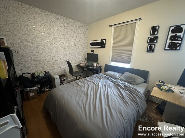 Foto del edificio - 1054 Cambridge St
