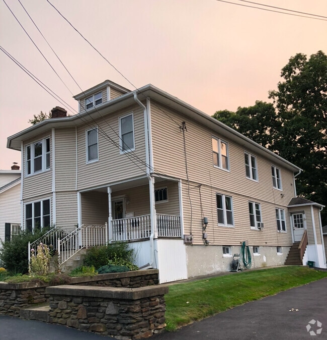 Building Photo - 258 Coburn Ave