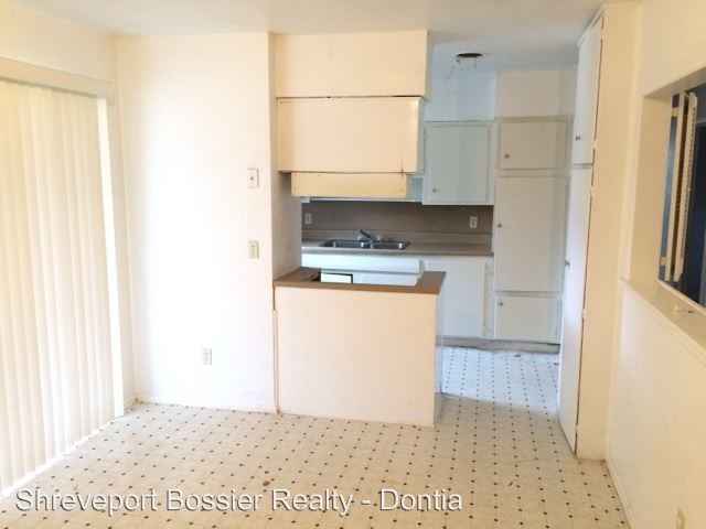 Building Photo - 3 br, 1.5 bath House - 438 Mayfair Dr