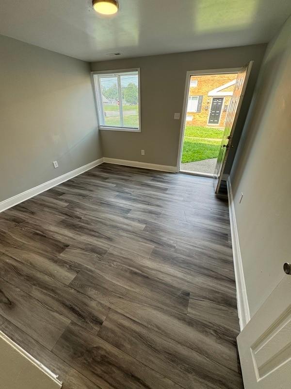 Photo - 2100 Phaup St Apartment