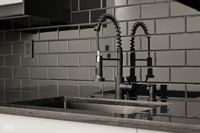 Foto del edificio - 1013 14th St