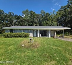 Building Photo - 2178 Campground Rd