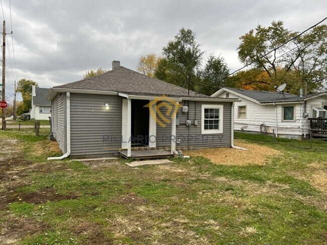 Quaint 2 Bed / 1.5 Bath Near Mars Hill Area! - Quaint 2 Bed / 1.5 Bath Near Mars Hill Area! House