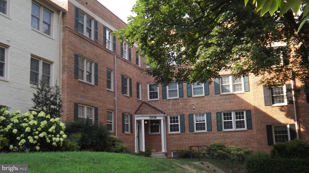 Foto principal - 2206 Washington Ave