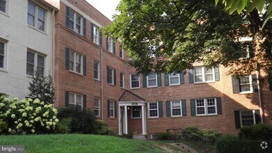 Building Photo - 2206 Washington Ave
