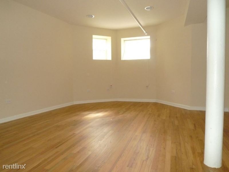 Foto principal - 4701 N Malden St