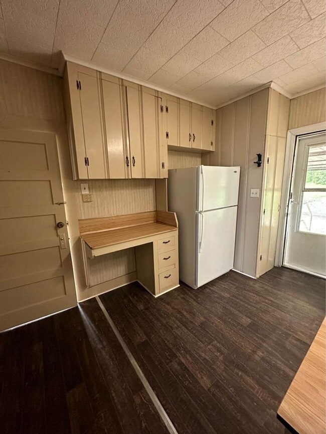 Building Photo - Home For Rent In DeQuincy