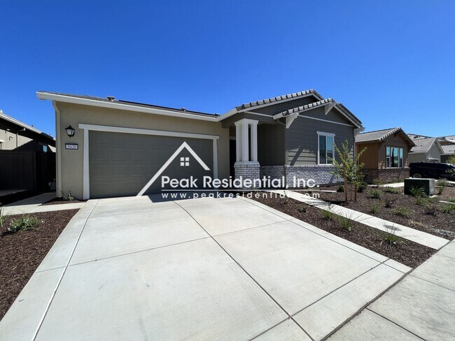 Building Photo - 4 br, 2.5 bath House - 5020 Gold Rush Dr