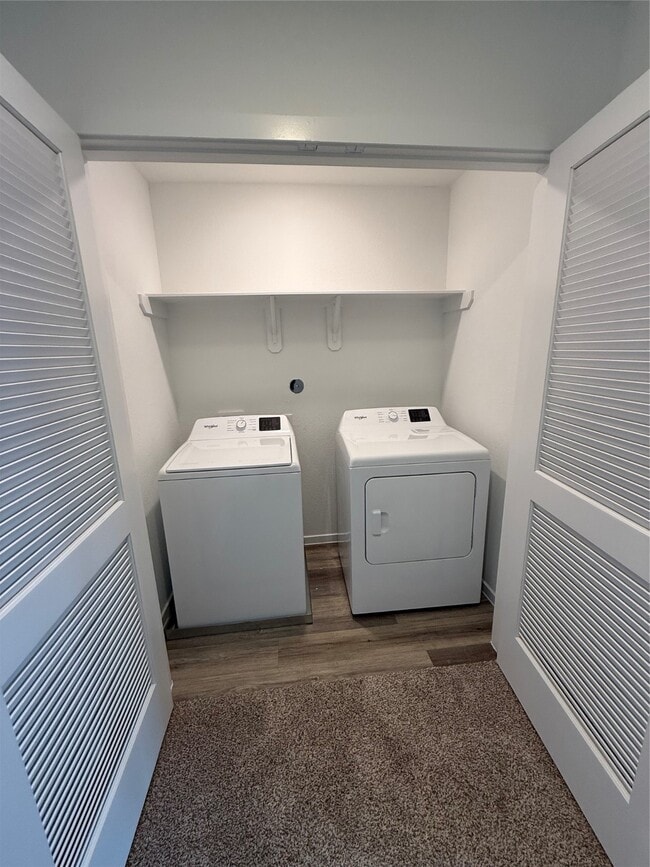 Foto del edificio - 807 Sweet Jubilee Ln