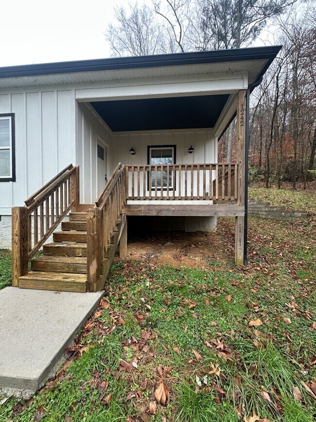 Foto del edificio - Newly Updated 3 Bedroom on Browns Ferry Road!