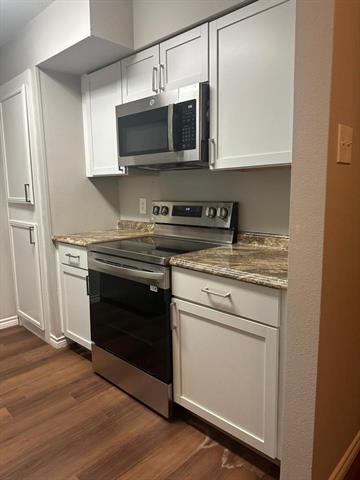 Foto del edificio - 9696 Walnut St