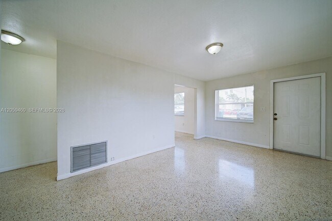 Foto del edificio - 7358 SW 23rd St