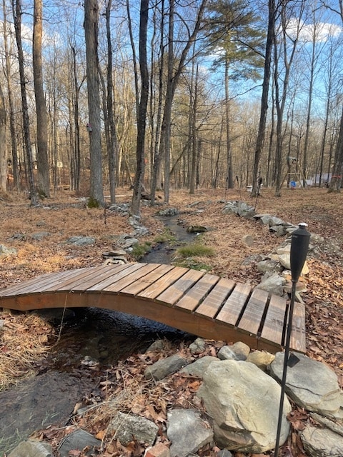 Building Photo - 131 Rabbit Ct