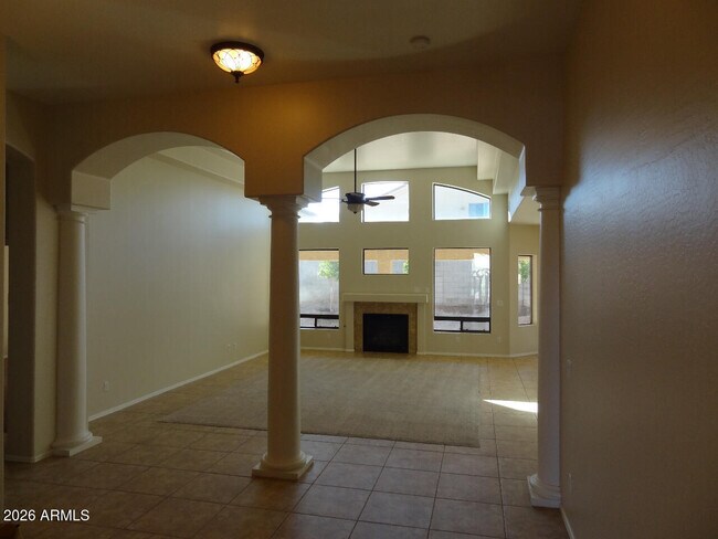 Foto del edificio - 1011 W Samantha Way