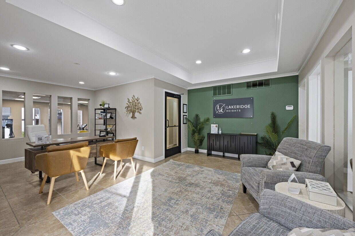 Foto principal - Lakeridge Heights