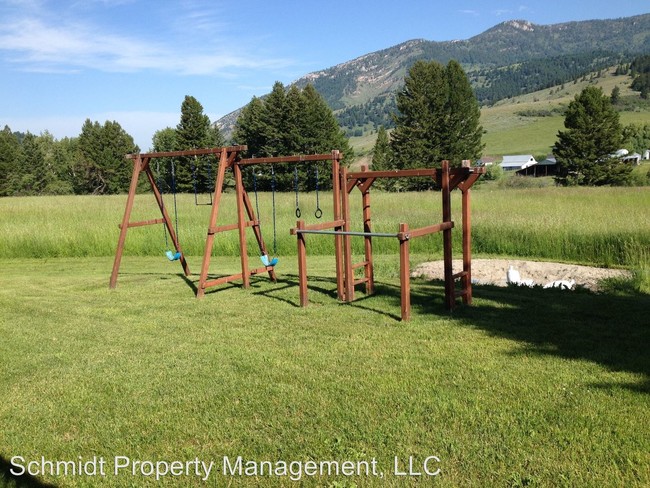 Building Photo - 15416 Kelly Canyon Rd