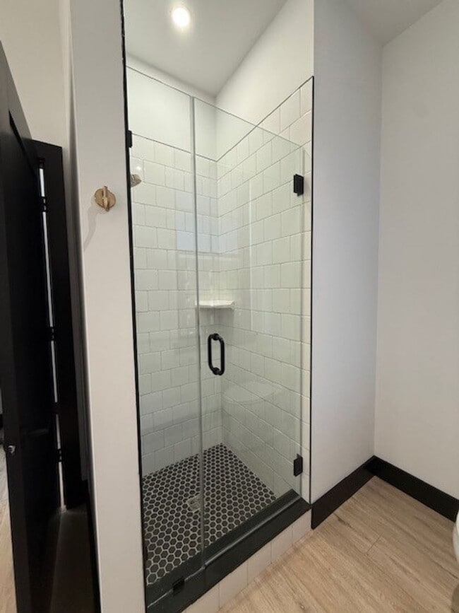 Foto del edificio - 41 Larry Holmes Dr