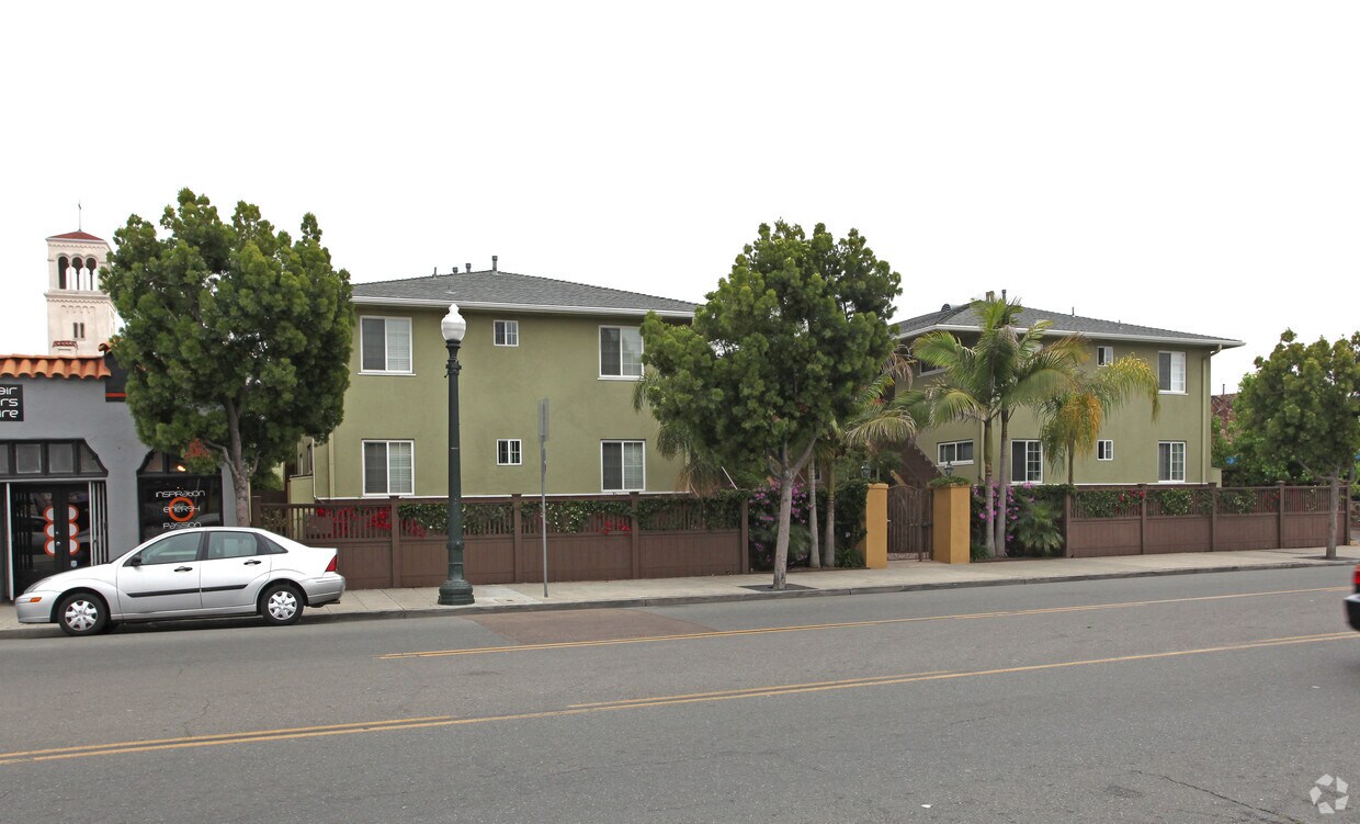 Foto principal - 3449-3455 Adams Ave