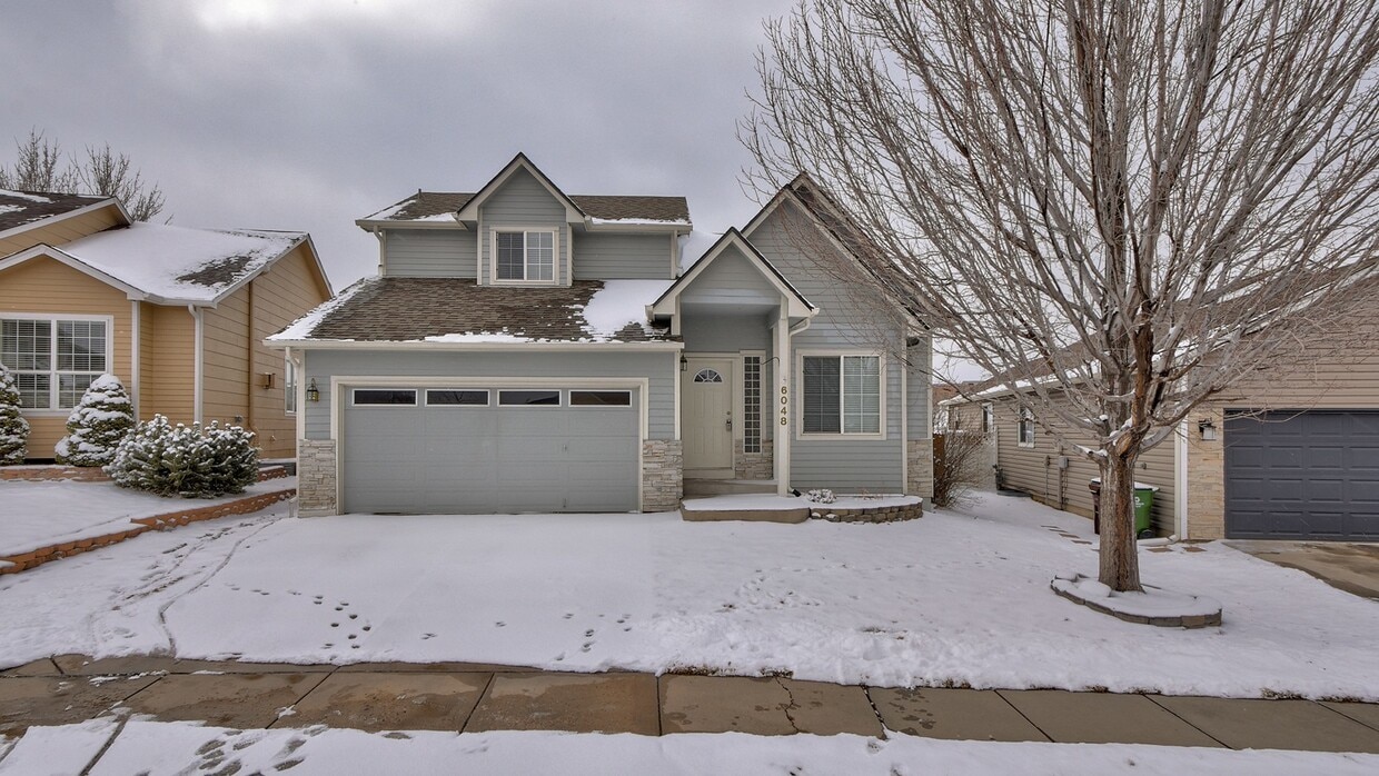 Beautiful 3bdrm home that backs to Park - Beautiful 3bdrm home that backs to Park