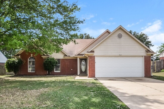 Building Photo - 9105 Belmont Dr