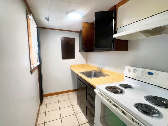 Foto del edificio - 824 E Jane St