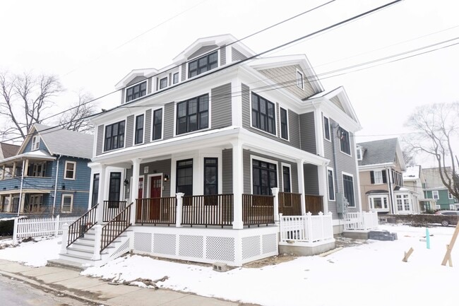 Building Photo - 54 Athol St