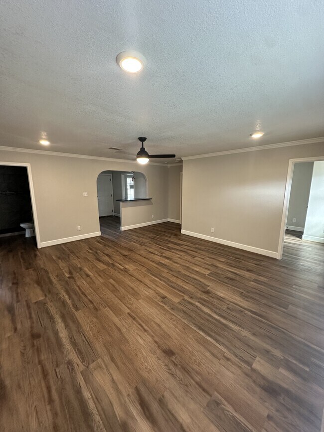 Foto del edificio - 1320 S 35th St