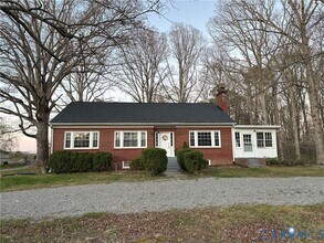 Building Photo - 17088 Old Ridge Rd