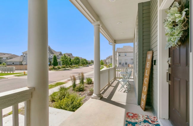 Building Photo - 403 Zeppelin Wy