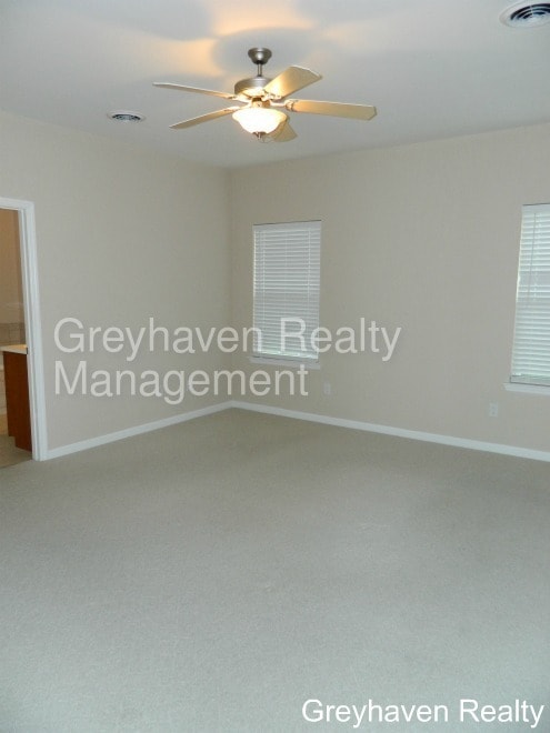 Building Photo - 5615 Mountain Oaks Ln